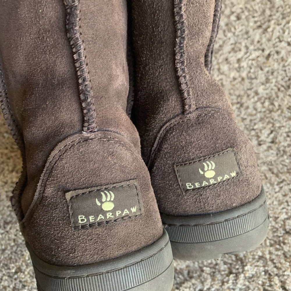Bearpaw chocolate brown suede boots.